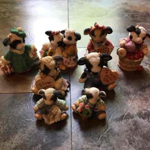 Mary's Moo Moos Lot of 8 Figurines