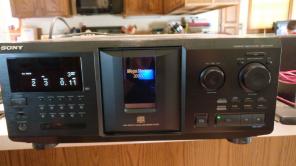 MegaStorage 300 CD Player