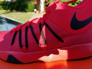 Kds 9 all red never worn