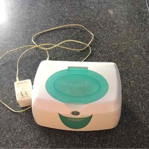 Wipe warmer