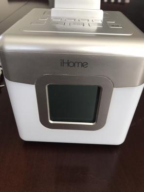 iHome Music Player/ Alarm Clock/ Radio