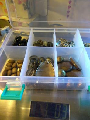2lb broken Jewlery and Bead lot