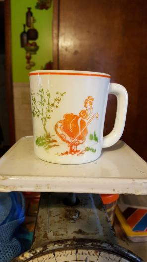Vitrock Bo Peep Mug (1940's)