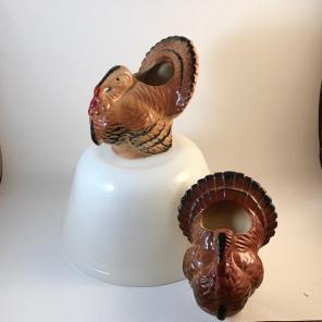 Vintage Pottery Turkeys Thanksgiving
