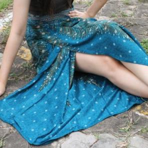 Beach skirt / wrap