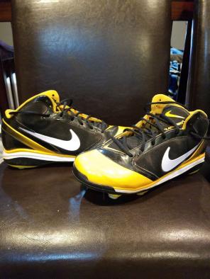 Mens Nike Cleats size 10.5