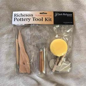 Ceramics/ pottery tool set