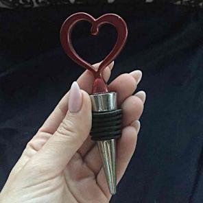Heart wine bottle stopper