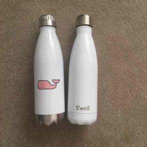 Vineyard Vines and S'well water bottles