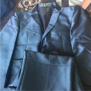 Men's suit slim size 33