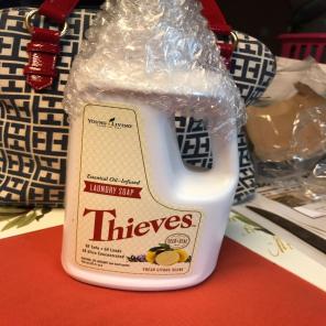Thieves laundry Detergent