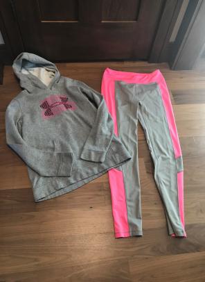 Under Armour Girls XL Set