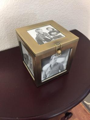 4.5 Inch Metal Photo Cube