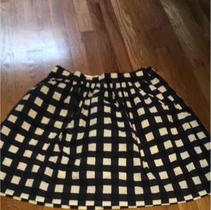 Banana republic flowy skirt with pockets