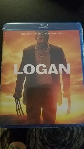 Blu ray dvd logan