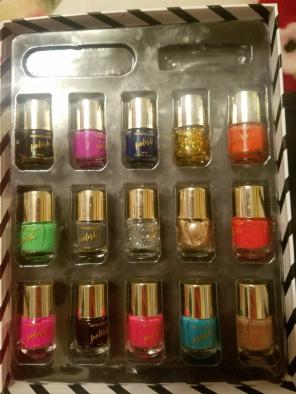 Nail polish kit