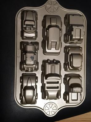 NORDIC WARE CAR CAKE PAN