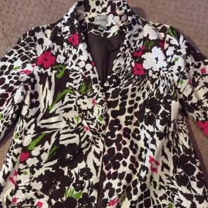Beautiful Chico's floral blazer