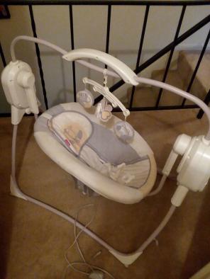 Baby/toddler swing