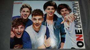 Seventeen Mag posters//Teen Vogue issue