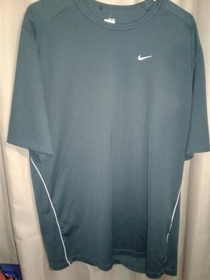 Nike fit dri tee shirt size XXL MEN