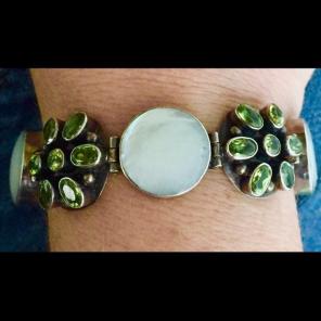 Peridot Mother Of Pearl .925 Bracelet