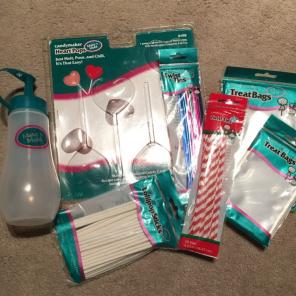Make 'n Mold Baking Set