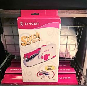 New singer stitch handheld sewing device