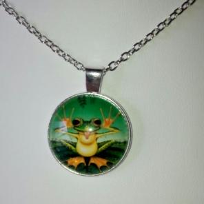 Silly Frog Face Tree Frog Necklace new