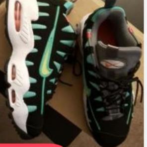NK AM BLK/WHT/CALYPSO-COOL GREY