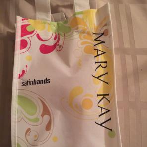 Satin Hands Peach Set