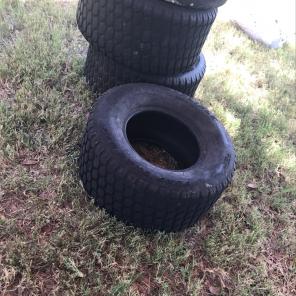 Auto tire