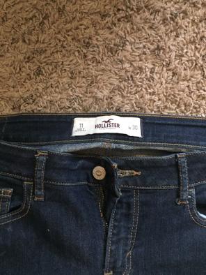 Hollister Darkwash Flare Jeans Sz 11