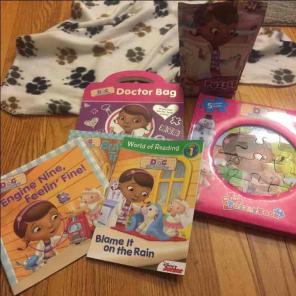 Doc McStuffins bundle books/ puzzles