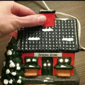 2 Christmas houses