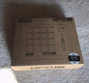 Akai MPD18