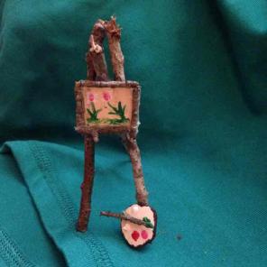 Fairy garden easel
