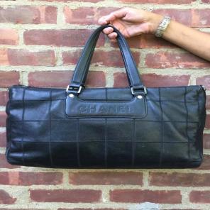 Chanel Rare Leather Quilted Black Purse
