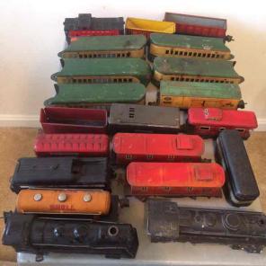 Large lot of vintage trains