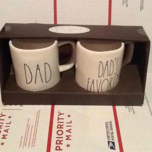 Rae Dunn dad and dads favorite mug set