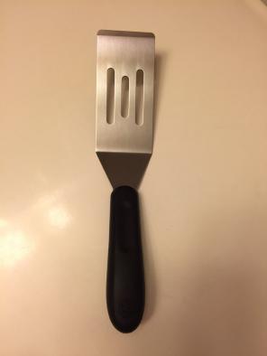 Pampered Chef Mini Serving Spatula