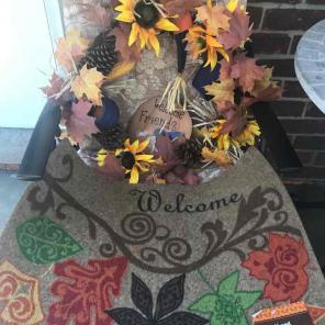 Fall welcome wreath and mat