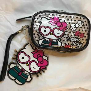 Hello Kitty Heart Glasses Camera Case