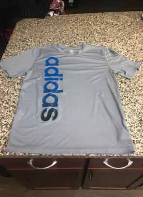 Boys Adidas Shirt Size XL 18