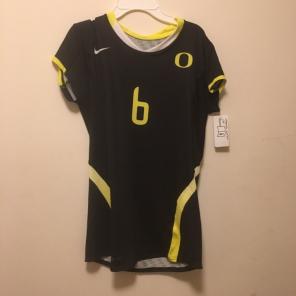 Oregon Women's Medium Volleyball Shirt