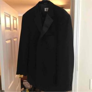 Prom tuxedo