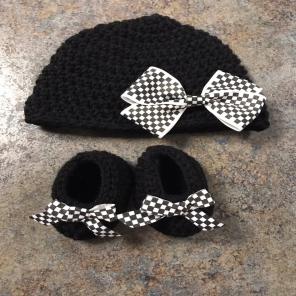 Crochet Hat And Bootie Set