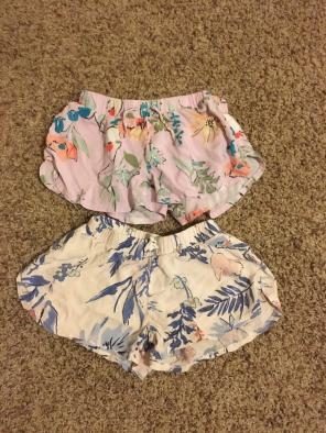 Girl Old Navy Floral Shorts Size 6-7