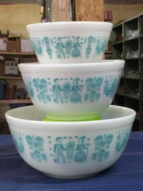 3pc Pyrex Amish Butterprint Mixing Bowls