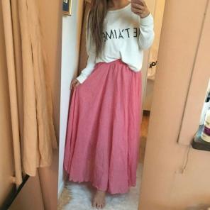 Lovely flowy pink skirt